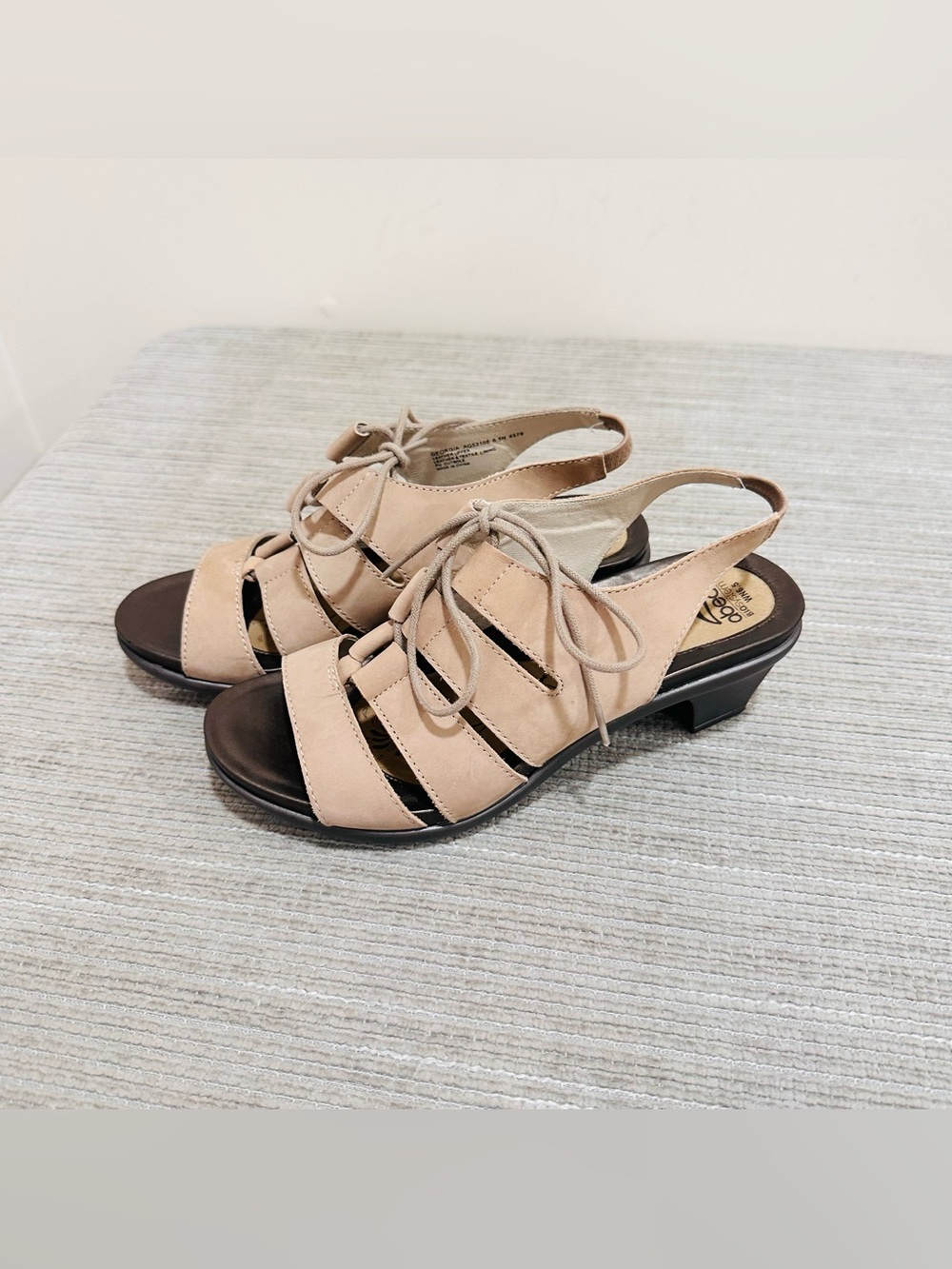 ABEO Georgia B.I.O. System Taupe Nubuck Lace Up Heeled Sandals Women's Size 6,5